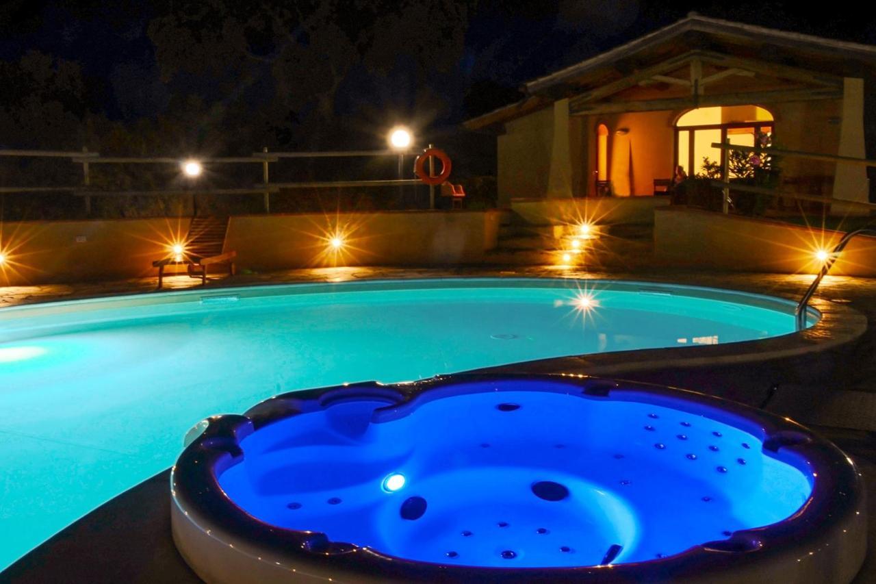 Agriturismo La Luciana 卡斯蒂里昂纳·德拉佩 外观 照片