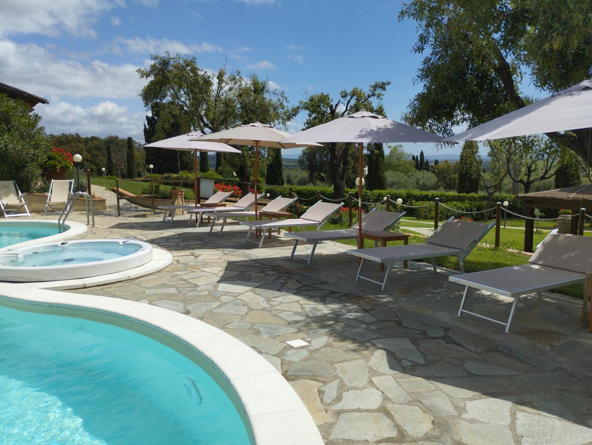 Agriturismo La Luciana 卡斯蒂里昂纳·德拉佩 外观 照片